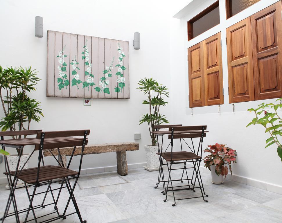 Gingerflower Boutique Hotel Malacca Exteriör bild